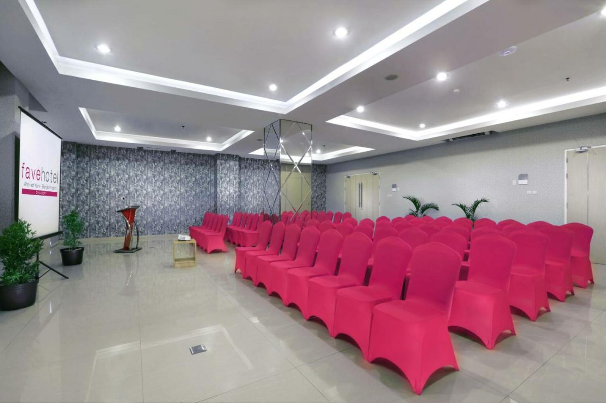 Favehotel Ahmad Yani Banjarmasin Экстерьер фото