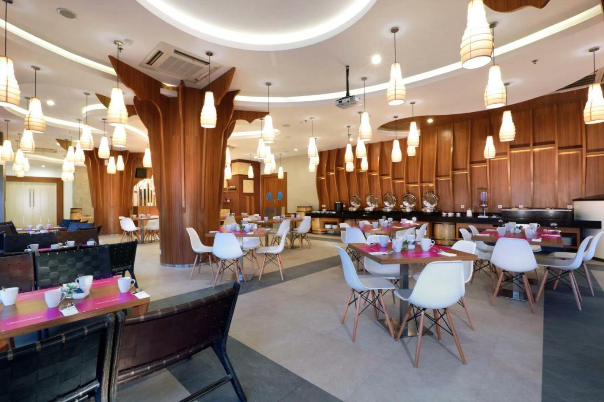 Favehotel Ahmad Yani Banjarmasin Экстерьер фото