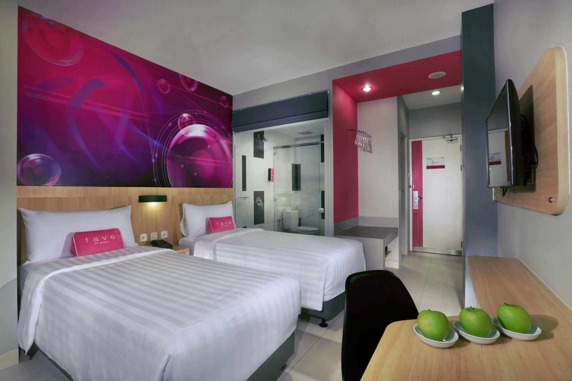 Favehotel Ahmad Yani Banjarmasin Экстерьер фото